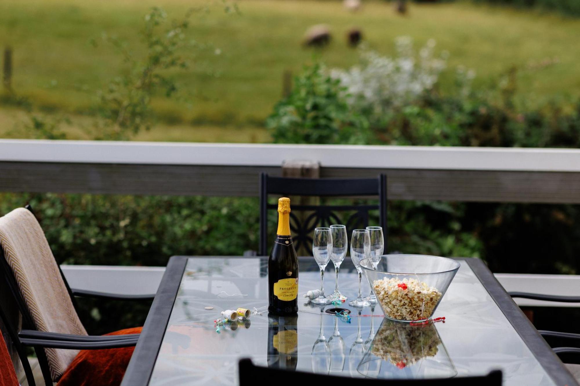 The West Barn Near Bath, Sleeps 24 And 2 Hot Tubs Villa Bristol Dış mekan fotoğraf