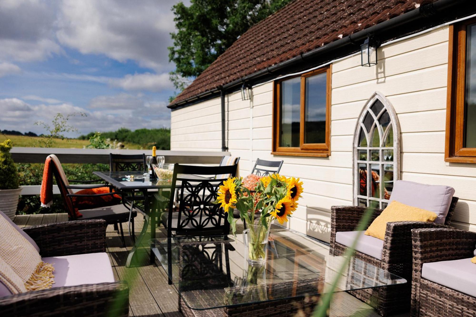 The West Barn Near Bath, Sleeps 24 And 2 Hot Tubs Villa Bristol Dış mekan fotoğraf